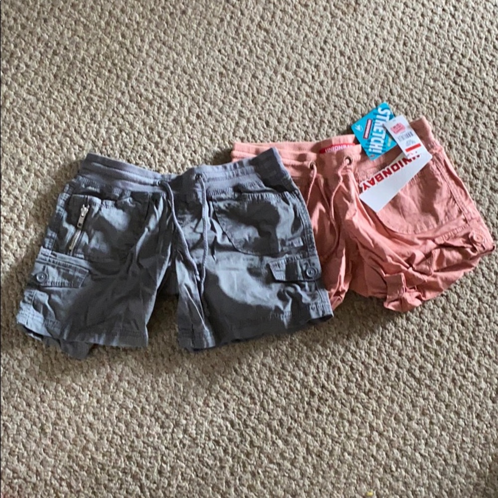 2 pairs of shorts